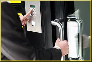 Foxboro Locksmith Service Foxboro, MA 508-980-7056